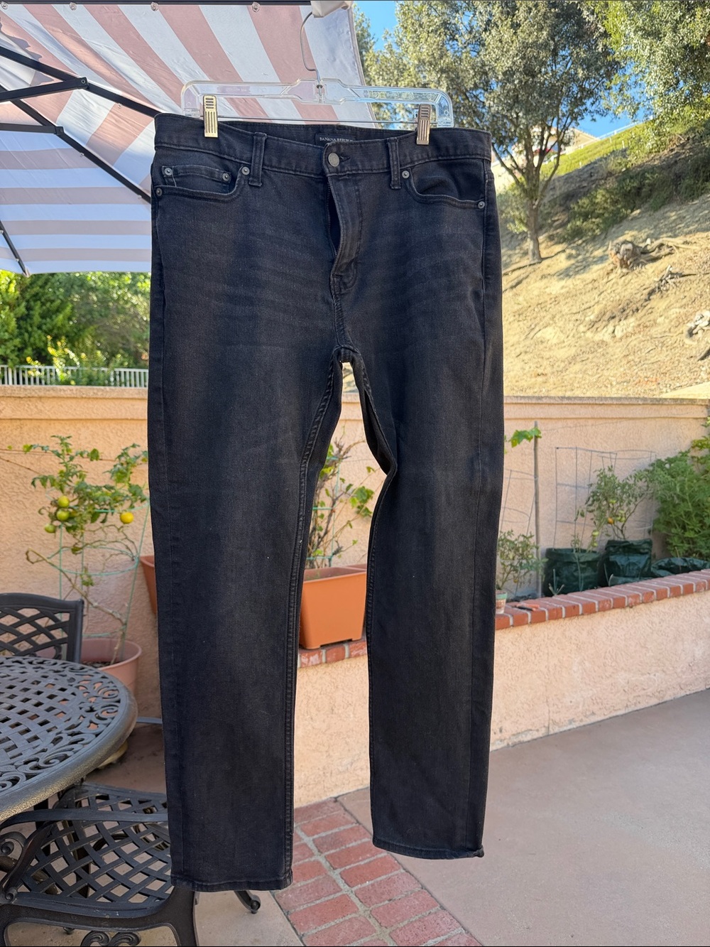 Banana Republic Men's Black Slim Straight Jeans